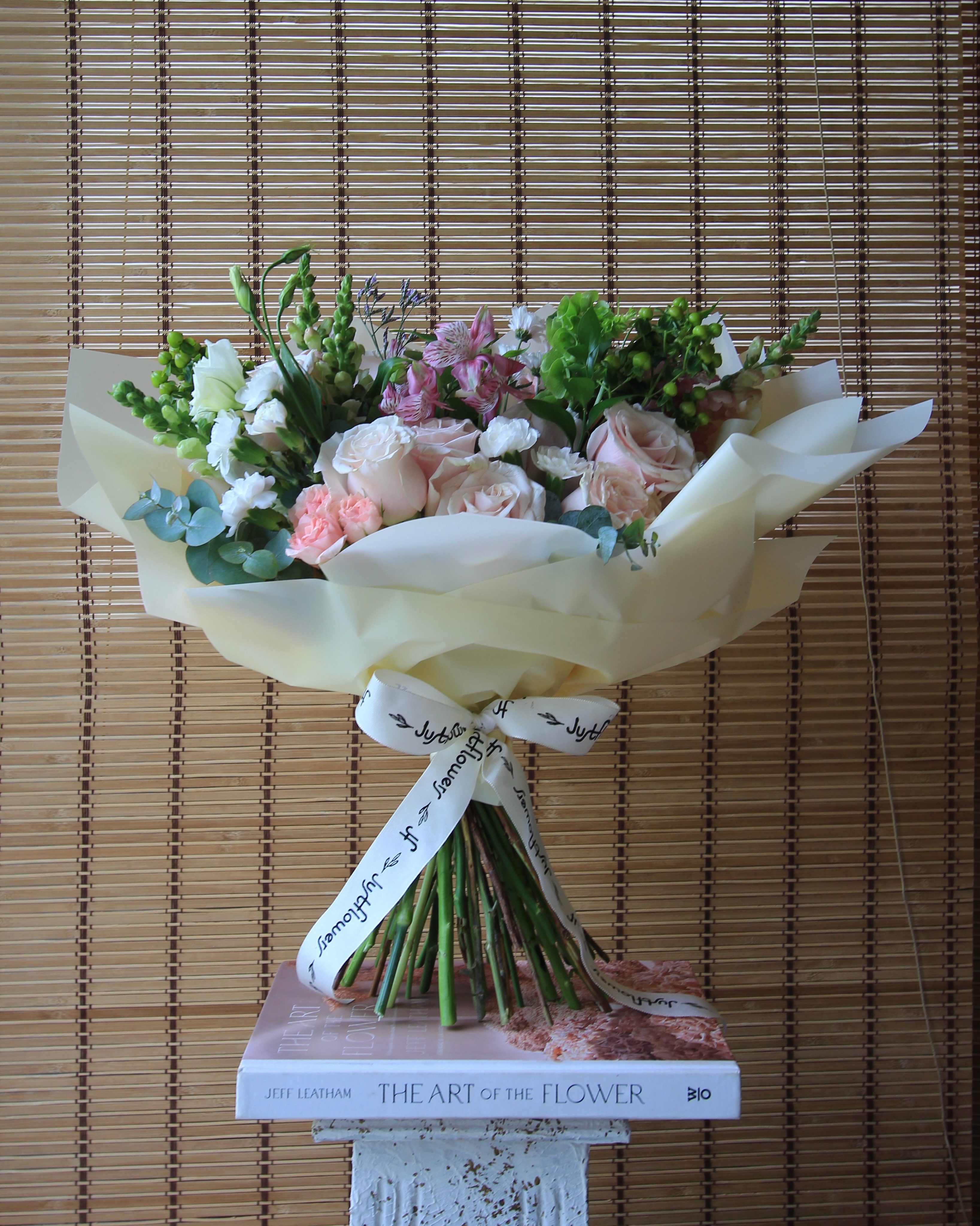 Justflowers 12 Ramo - Paseo Por Verona 💖 Un Ramo De Aire Romántic&Hellip;